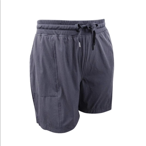 Ideology Women's Plus Size Woven Shorts 100013907 - Picture 2 of 4